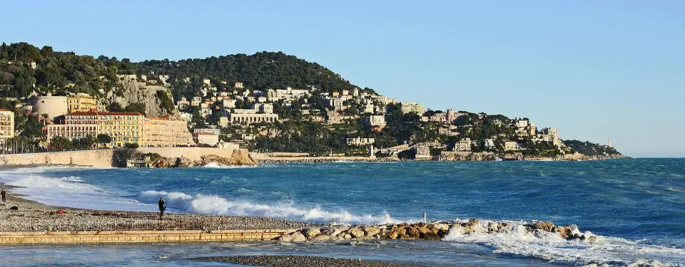 Baie des Anges coastline in Nice